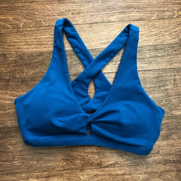 Fabletics Ella Sports Bra - Picture 5 of 6